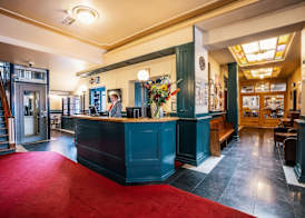 Martini Hotel 2