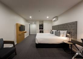 Avenue Hotel Canberra 5