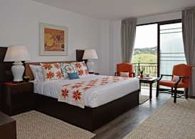 Fox Kandy by Fox Resorts - Luxury in the Mist 5