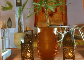 Dar Omar Khayam 4