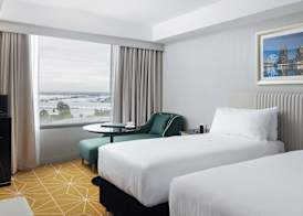 Mantra Melbourne Airport 3