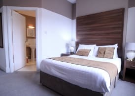 The Broadway Hotel 4
