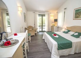 Albaruja Hotel 4