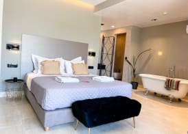 Royalty Suites Psyrri 3