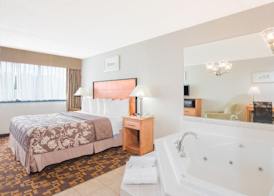 Days Inn by Wyndham Gettysburg 4