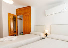 Hostal Boutique Luna de Nerja OLIVE OIL FREE DEGUSTATION & SALE 5