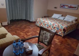 Spurwing Guest House 5