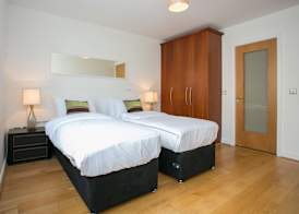 Grand Canal Square Apartments 5