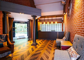 The Royal Toby Hotel 2