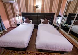 Hotel Akouas 4