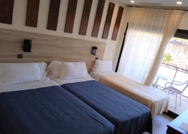 Hotel 153 5