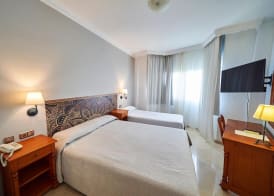 Hotel Bajamar Centro 5