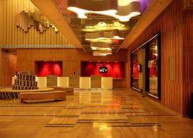 The Metropolitan Hotel & Spa New Delhi 4