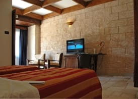 UNA HOTELS Regina Bari 2