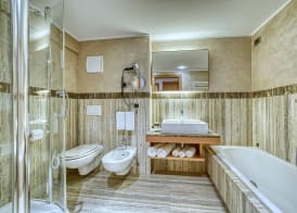 Majestic Hotel 5