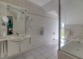 Sport- & Vital-Resort Neuer Hennings Hof 4