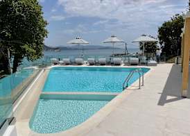 Alboro seaside suites 5