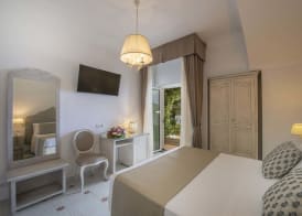 Hotel Pellegrino 5