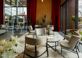 Qosmo Brasov Hotel 3