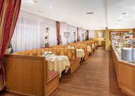 Hotel Schweizer Hof Thermal und Vital Resort 3