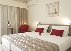 Hotel Galaxias 3