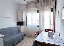 Comfy Flat With Pool and Balcony 5
