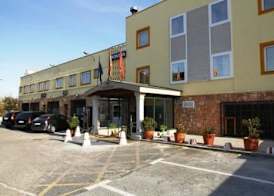 Hostal Fronton 4