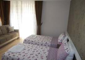 River Hotel 3