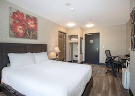 Coast Lonsdale Quay Hotel 5