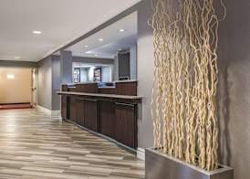 La Quinta Inn & Suites by Wyndham University Area Chapel Hill 2