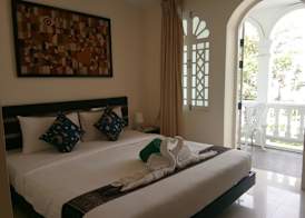 Island Patong Beachfront Apartments 4
