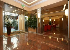 Le Petit Hotel 2