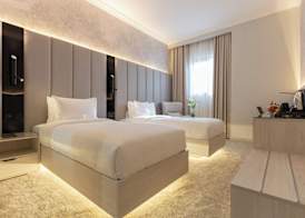 Lumian Hotel 4