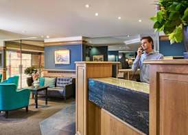 Theater Hotel 2