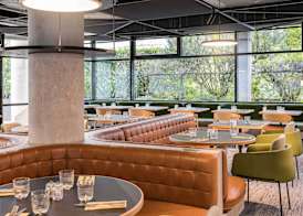 Novotel Annecy Centre 3