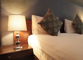The Residency Hotel 5
