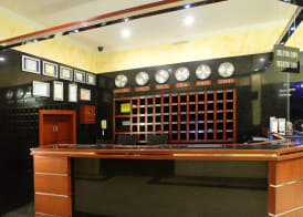 Queens Hotel Angeles City 3