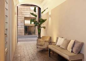 Terrace Pantheon Relais 2