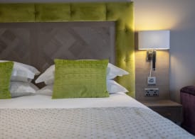Boulevard Hotel 5