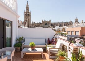 Puerta Catedral Holiday Suites 3