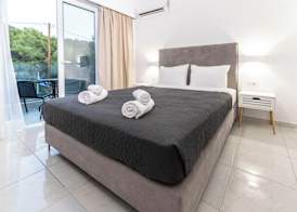 Pefkos Breeze Family Resort & Spa 4