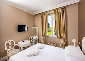 Hôtel Château de la Tour Cannes 3
