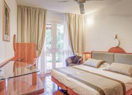 Hotel Riva degli Etruschi 5