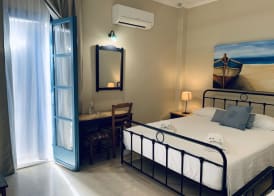 The Boathouse Hotel 5
