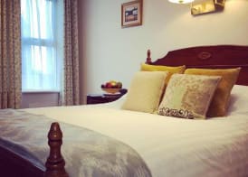 Tully's Hotel 2