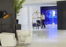 King Evelthon Beach Hotel & Resort 2
