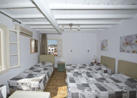 Karboni Hotel 4