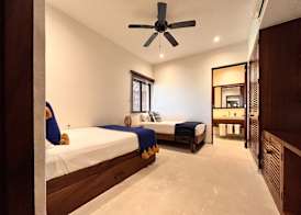 Marea Beachfront Villas 3