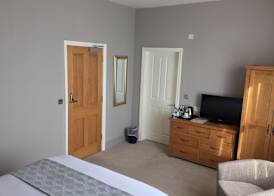 The Clyffe Hotel 4