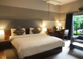 The Residency Hotel 4